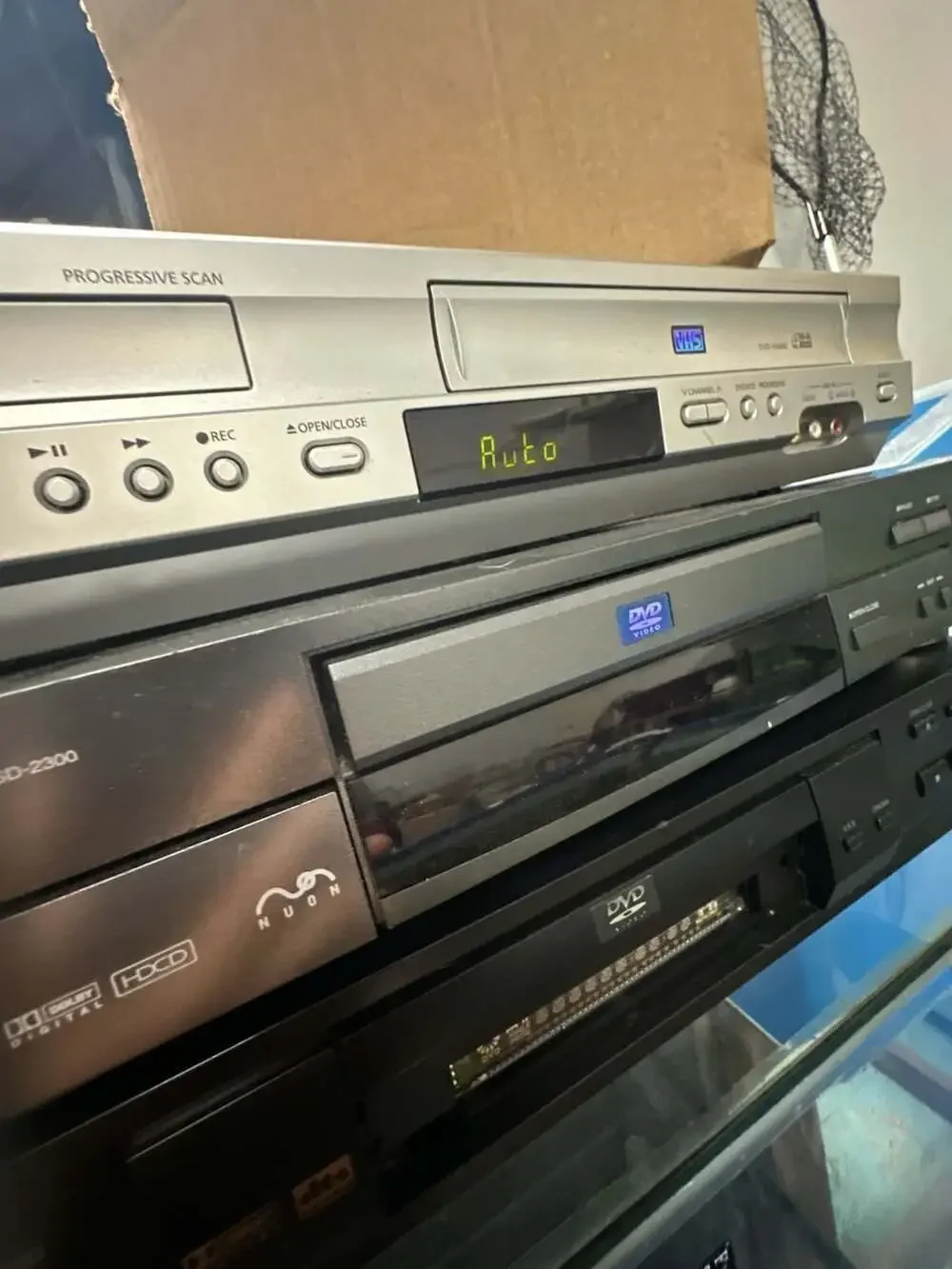 Samsung DVD-V4600 DVD/VCR Combo Player